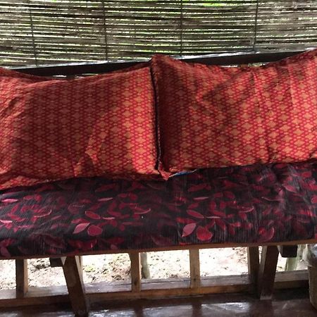 Retro Kampot Guesthouse Exterior foto