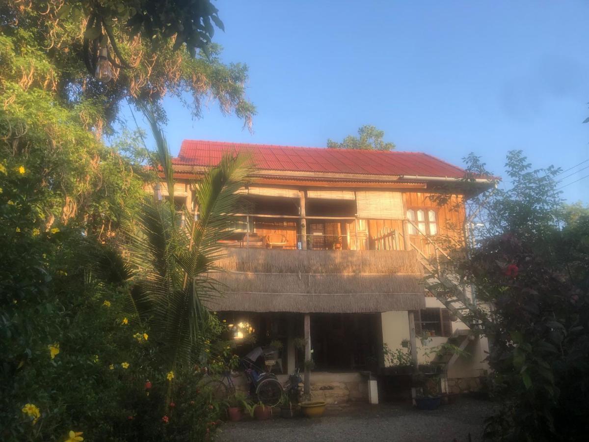 Retro Kampot Guesthouse Exterior foto