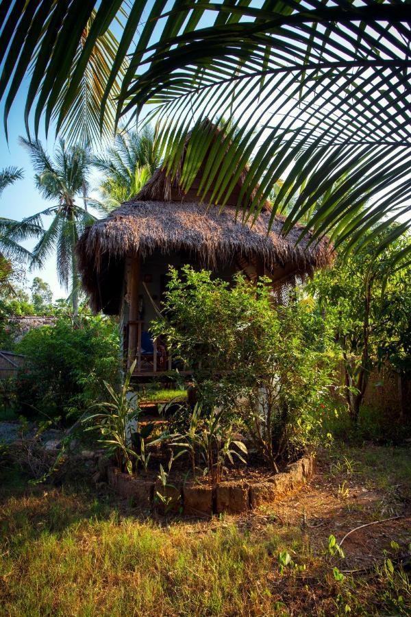 Retro Kampot Guesthouse Exterior foto