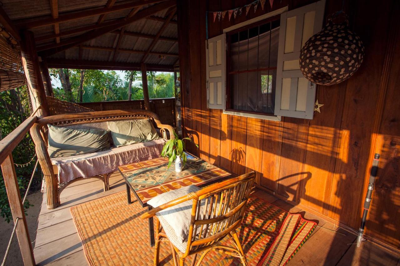 Retro Kampot Guesthouse Exterior foto