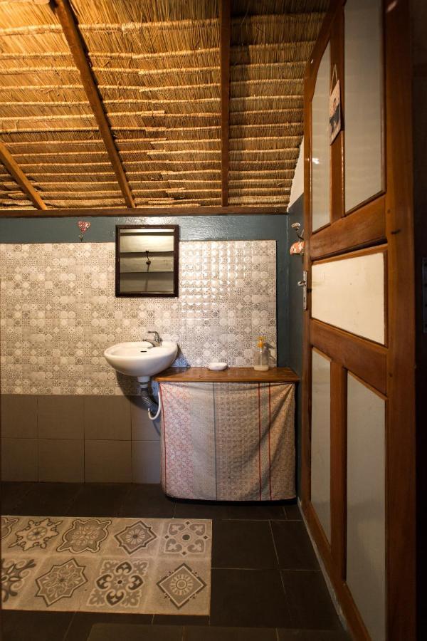 Retro Kampot Guesthouse Exterior foto